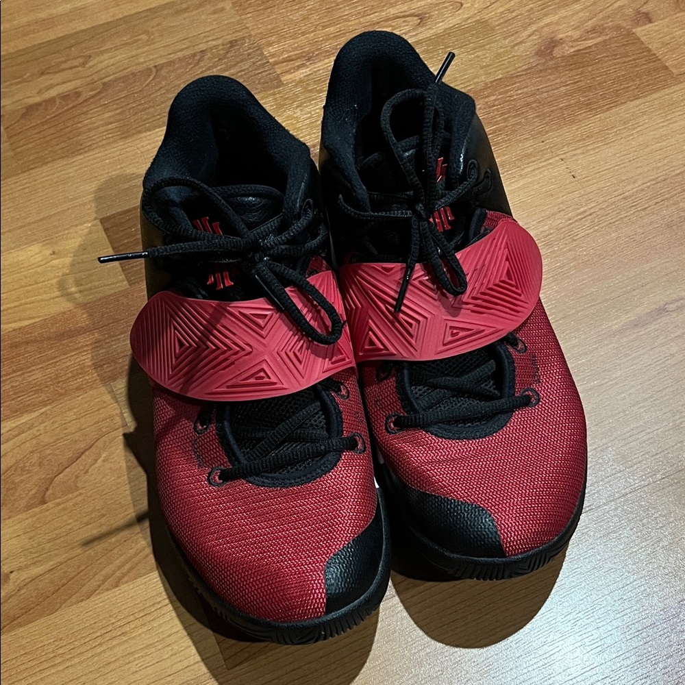 Nike Zoom Kyrie Flytrap 3 Shoes